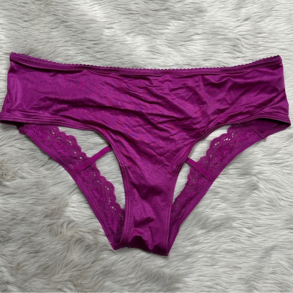 Victoria's Secret Very Sexy Strappy Cheeky Panty